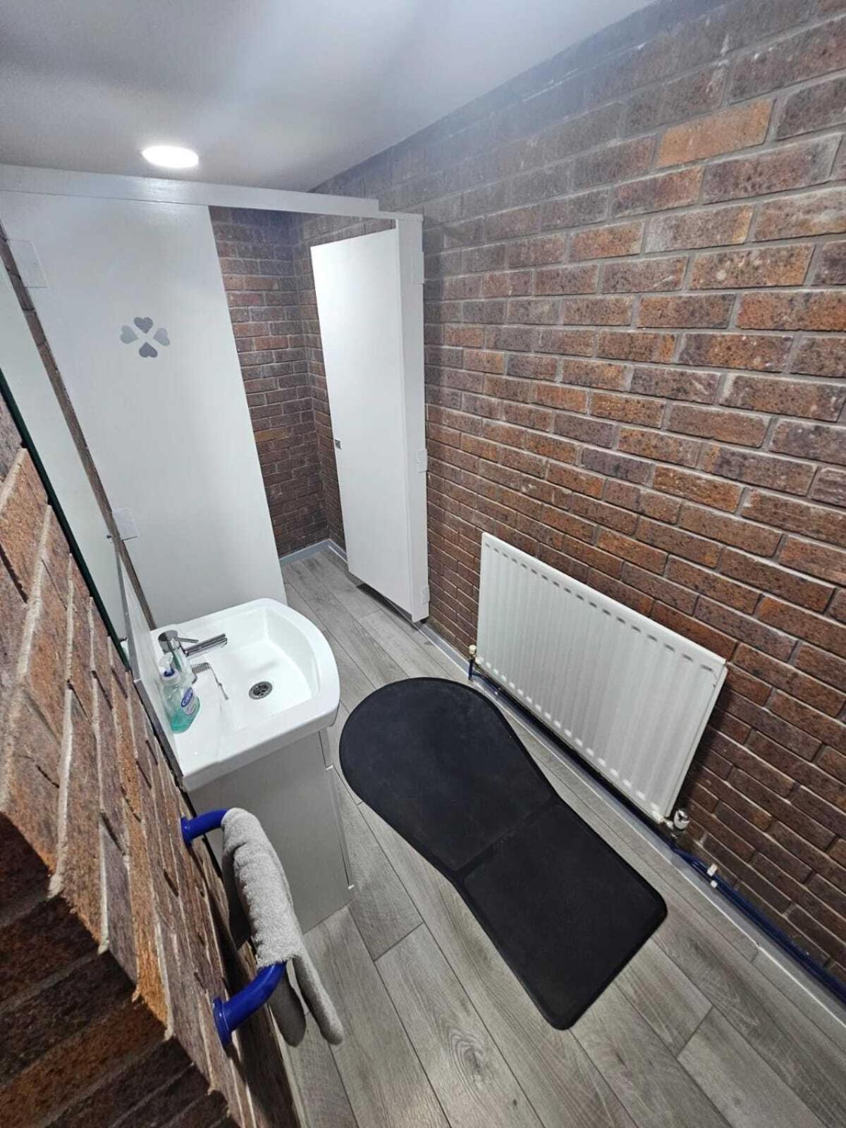 Queens Place - Rooms Hove Esterno foto