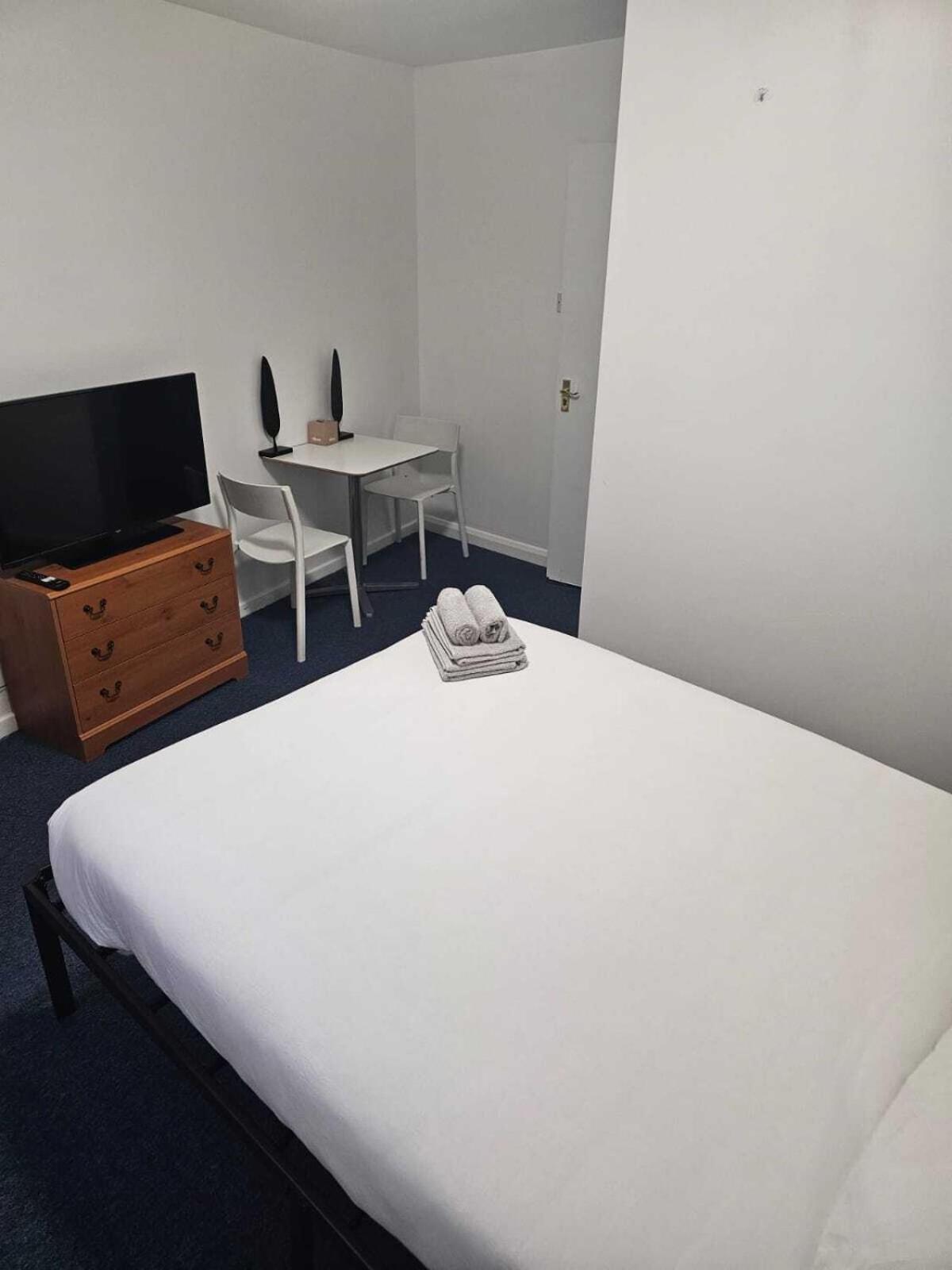 Queens Place - Rooms Hove Esterno foto