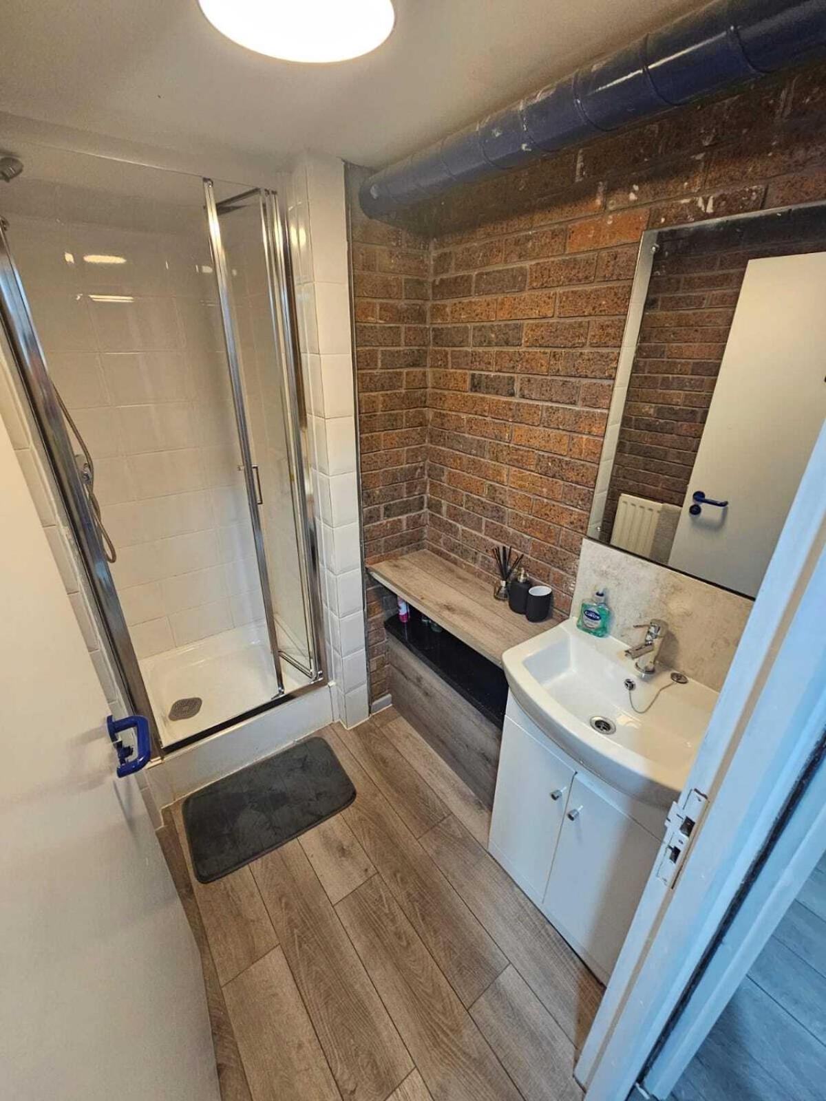 Queens Place - Rooms Hove Esterno foto