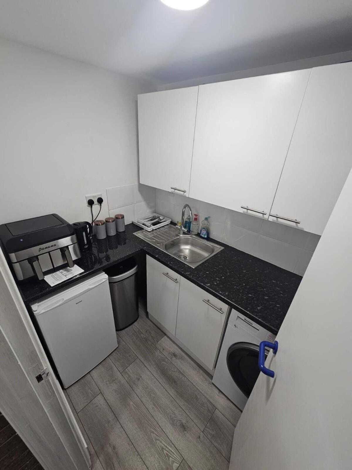 Queens Place - Rooms Hove Esterno foto