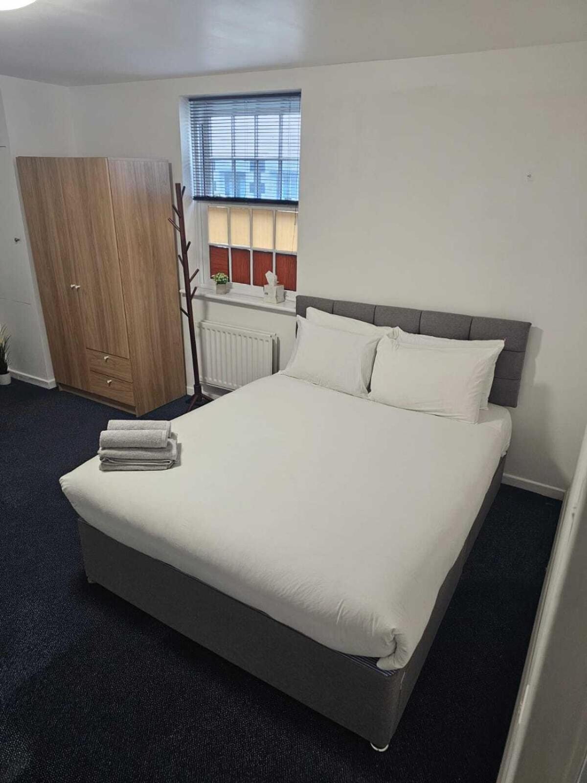 Queens Place - Rooms Hove Esterno foto