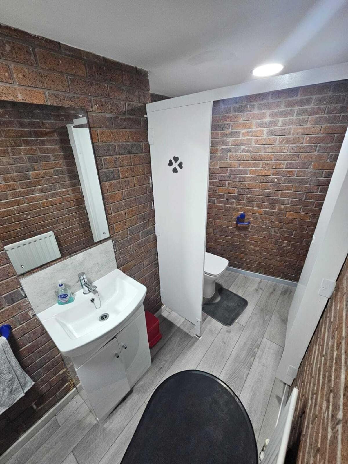 Queens Place - Rooms Hove Esterno foto