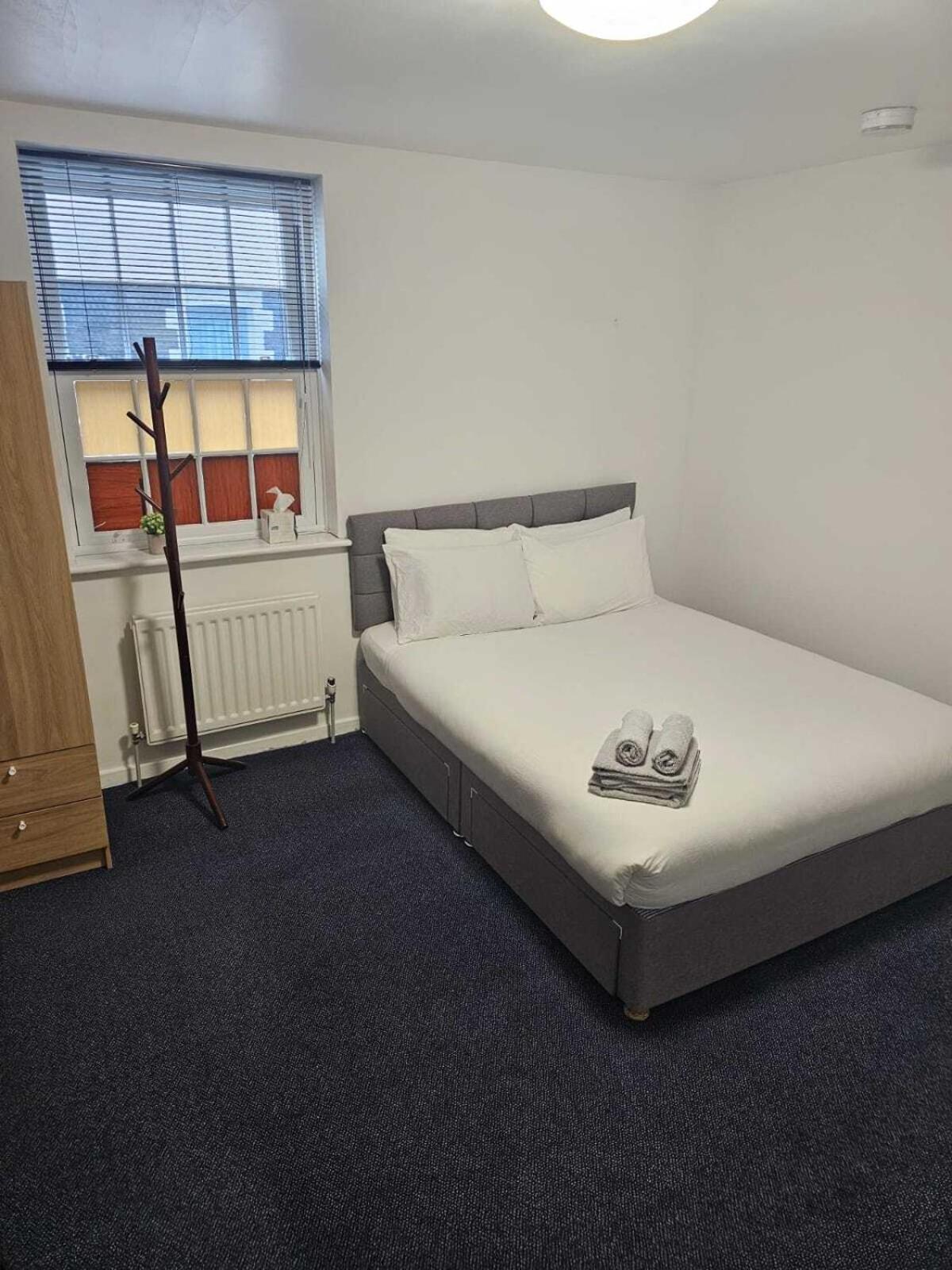 Queens Place - Rooms Hove Esterno foto